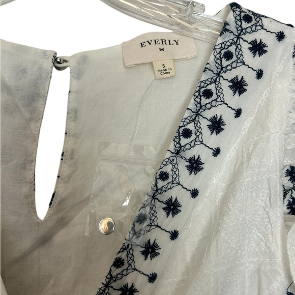 NWOT Everly cotton embroidered dress - Picture 6 of 7